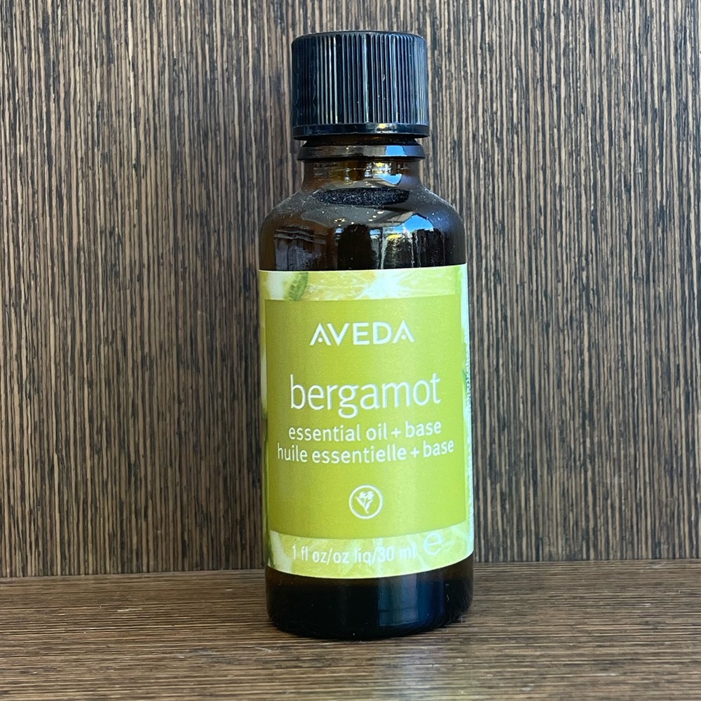 AVEDA bergamot
essential oil + base huile essentielle + base